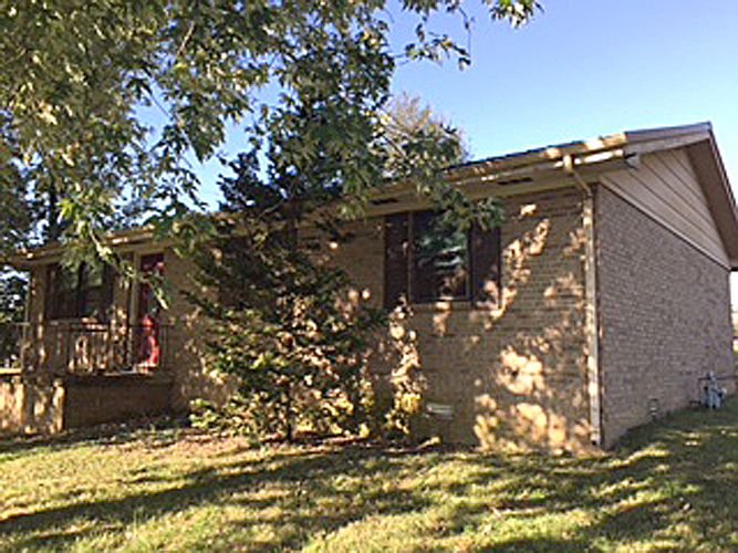 1st image of 401 Ellis Ave