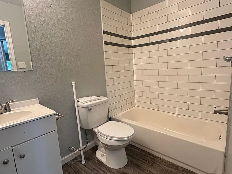 3802 Dabney Apartments — Photo 4
