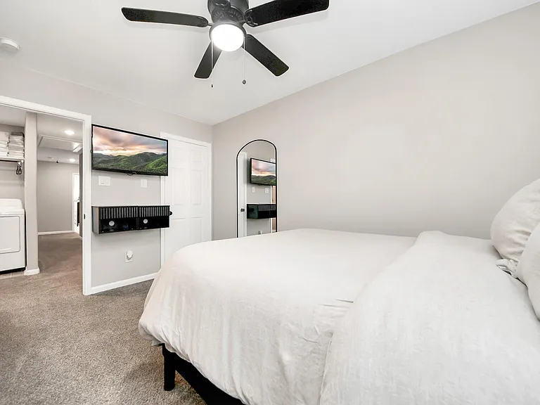 7963 Birmingham St — Photo 18