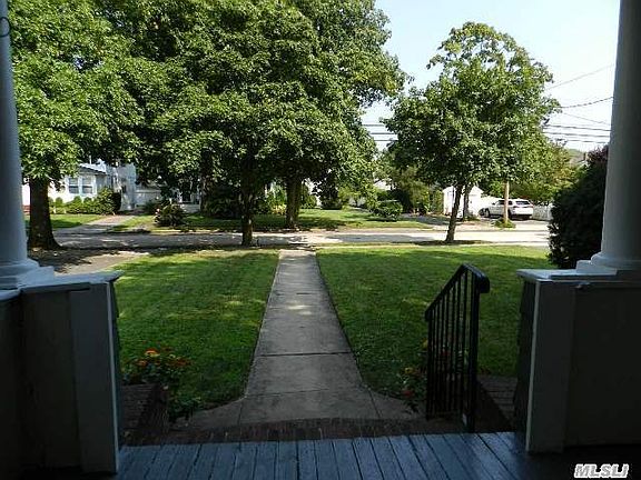 5th image of 188 Windsor Ave
