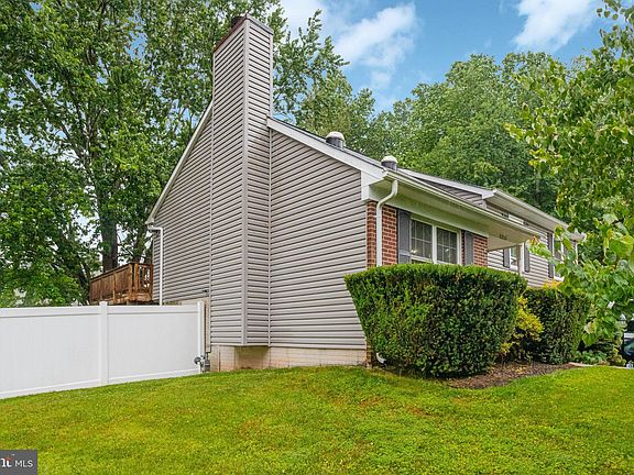 4th image of 6209 Portal Ct