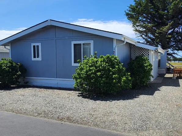 94120 Strahan St Space 120, Gold Beach, OR 97444