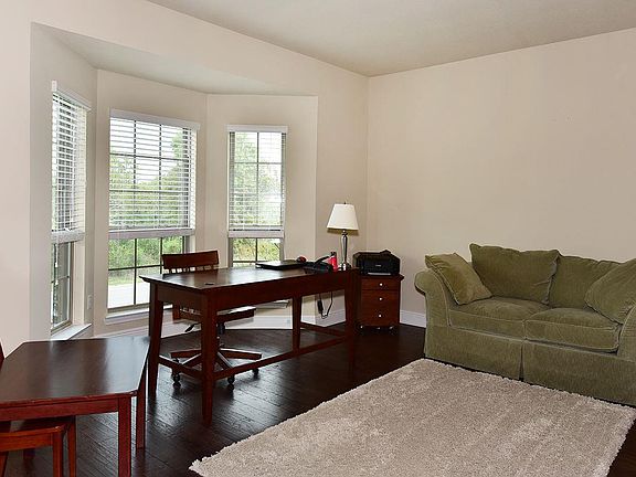 4th image of 5951 Cromwell Dr