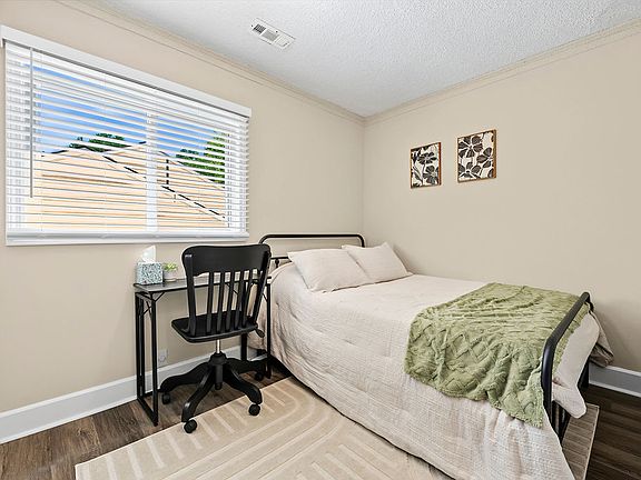 5th image of 1391 Lorenzo Dr SW