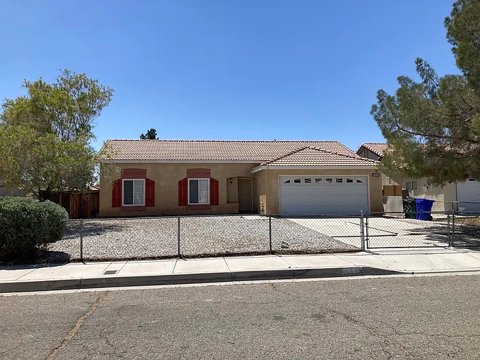 10747 Tolliver St — Photo 19