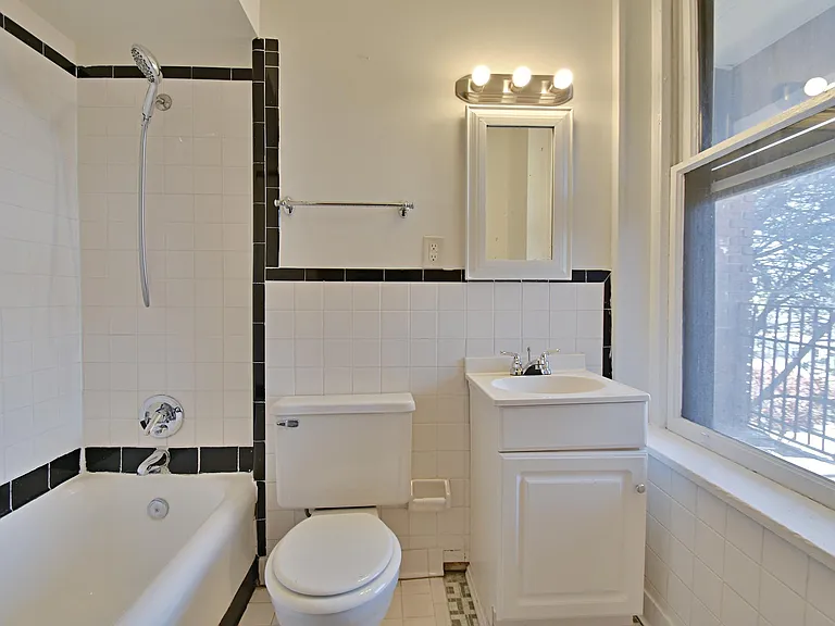 209 W 5th Ave #304 — Photo 12