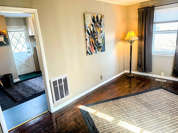 Large living room off the kitchen .