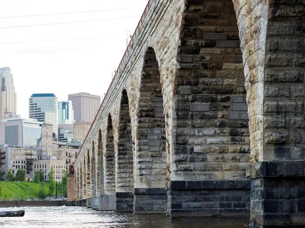 The M on Hennepin