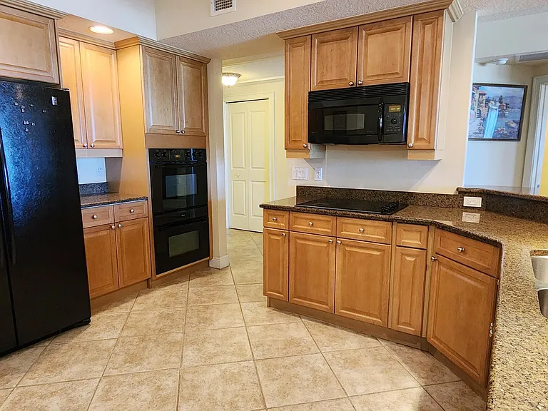 2901 S Atlantic Ave #402 — Photo 20