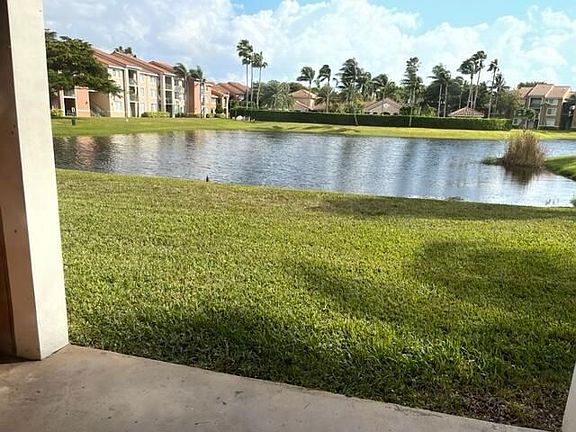 3rd image of 7840 Sonoma Springs Cir APT 106