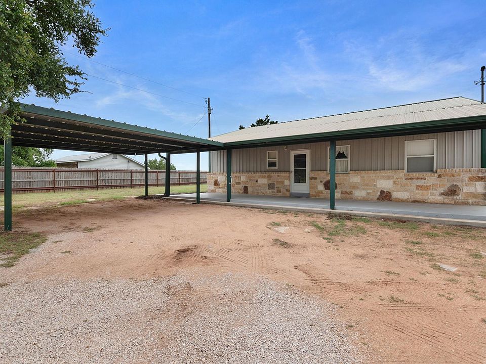 1st image of 204 Deer Ridge
