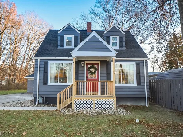 803 Hawthorne Ave NW, Warren, OH 44483