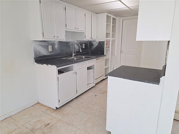 4th image of 3183 Nectarine Cir