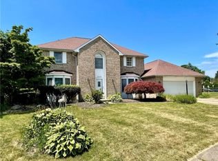 5218 Castlewood Ct, Erie, PA