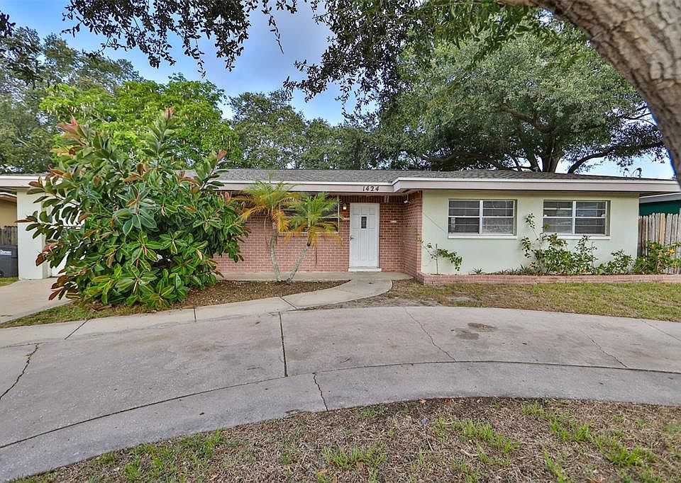 1st image of 1424 N HIGHLAND AVENUE