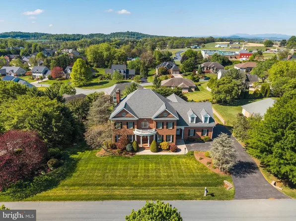 2945 Brookstone Dr, Harrisonburg, VA 22801