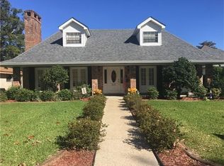 2237 Barton Dr, Marrero, LA 70072