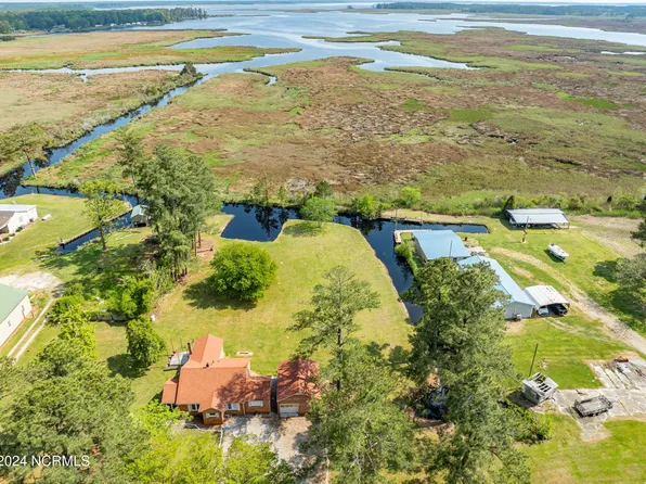 39014 Us 264 Highway E, Belhaven, NC 27810