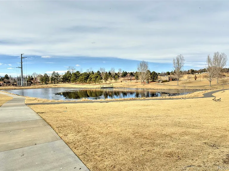 6040 S Olive Ct — Photo 22