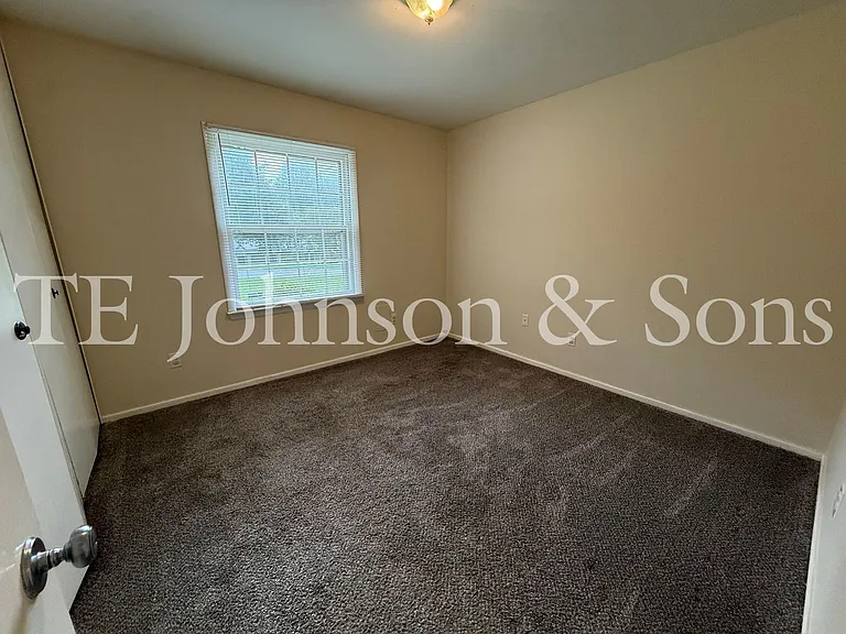 4218 S Jasmin Ct — Photo 12