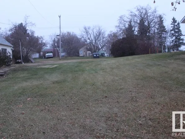 5025 51st Ave, Willingdon, AB T0B 4R0