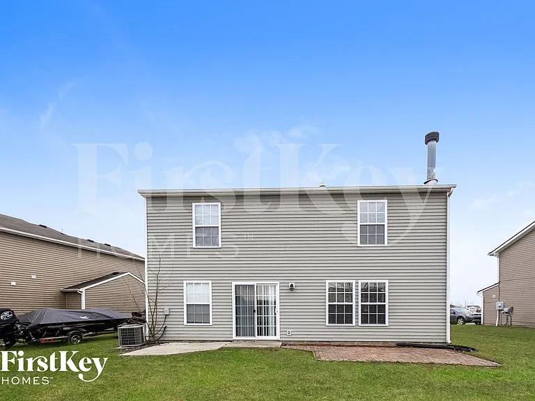 1441 Dowell St — Photo 15