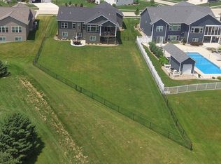 338 Eastview Ave, Marion, IA 52302