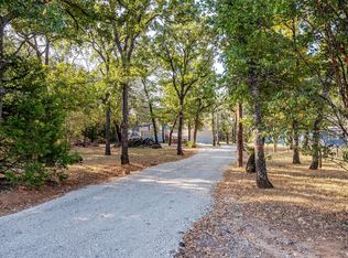 3950 South Dr, Burleson, TX 76028