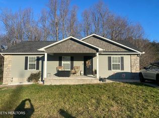228 Ferry Bend Trl, Crossville, TN 38571