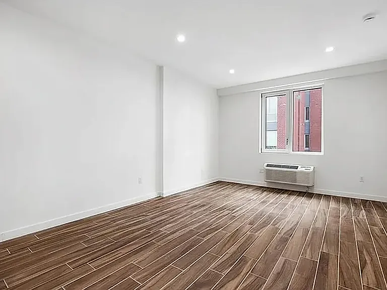 906 E New York Ave #6J — Photo 4