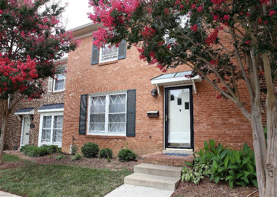 1st image of 3206 Regents Park Ln Unit B