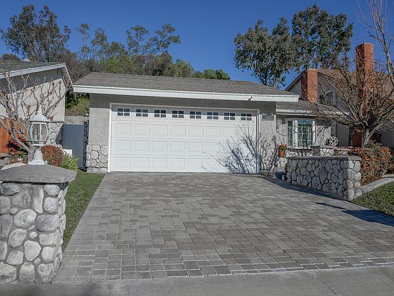 Paver Stone Driveway