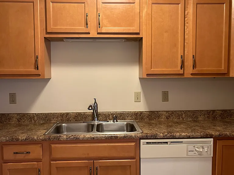 578 Reed Ct — Photo 8