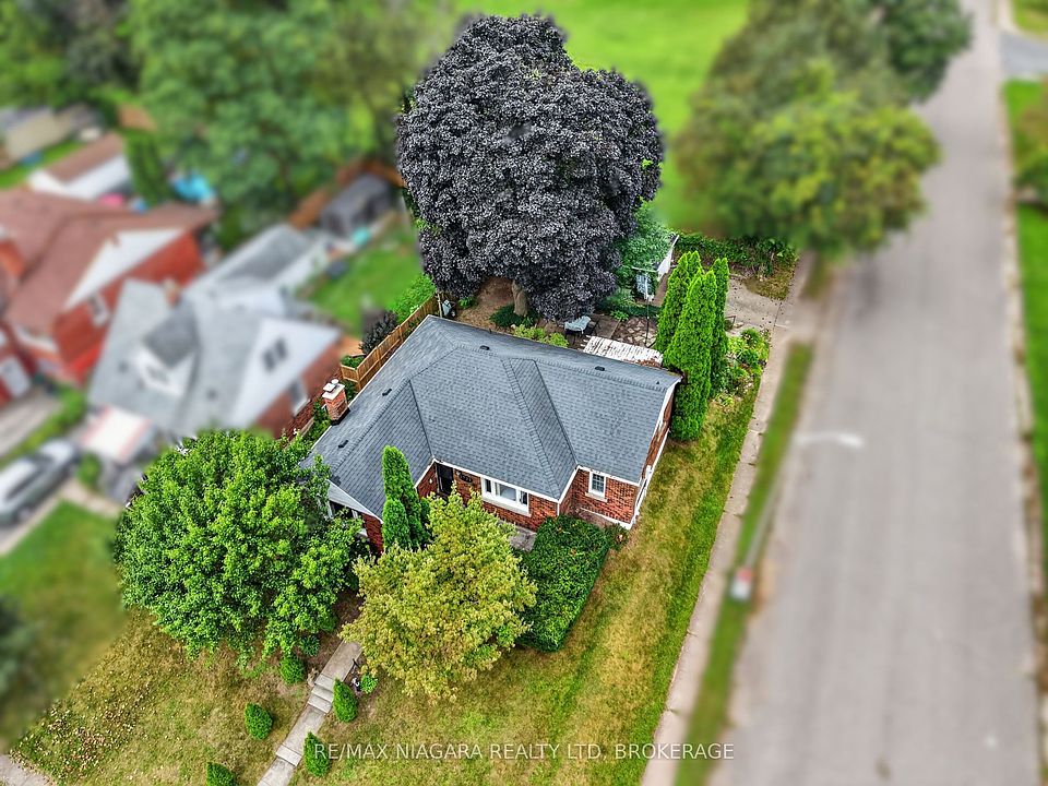 1st image of 5735 Hanan Ave