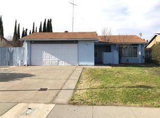 17 Monaghan Cir, Sacramento, CA 95823