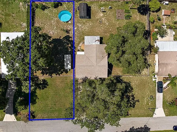 Adams St Lot 25, Grand Island, FL 32735