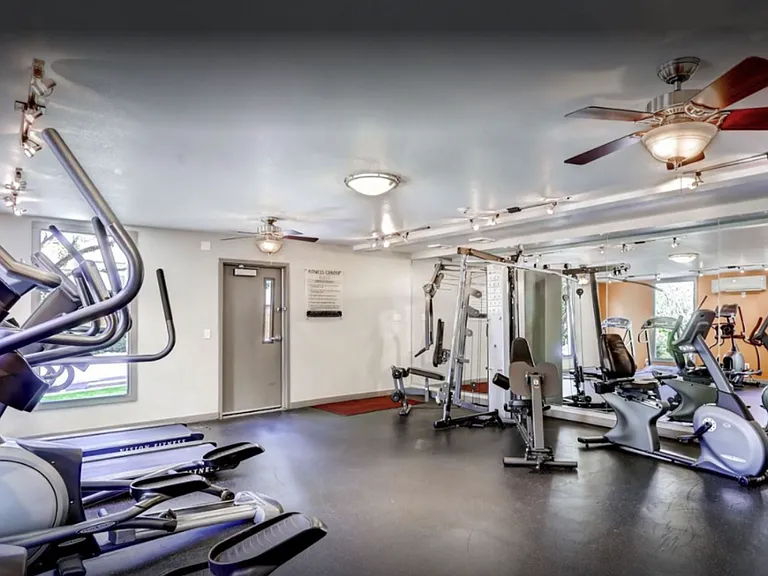 11310 Melody Dr — Photo 4