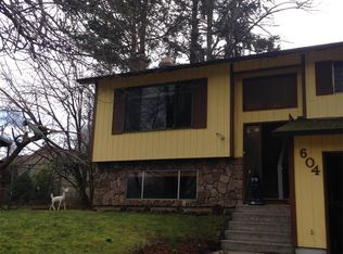 604 SE 40th St, Troutdale, OR
