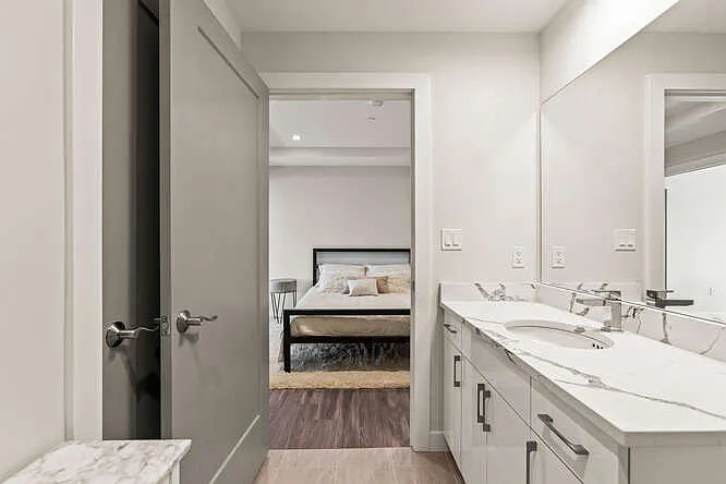 Essex Landing Apartments — Photo 12