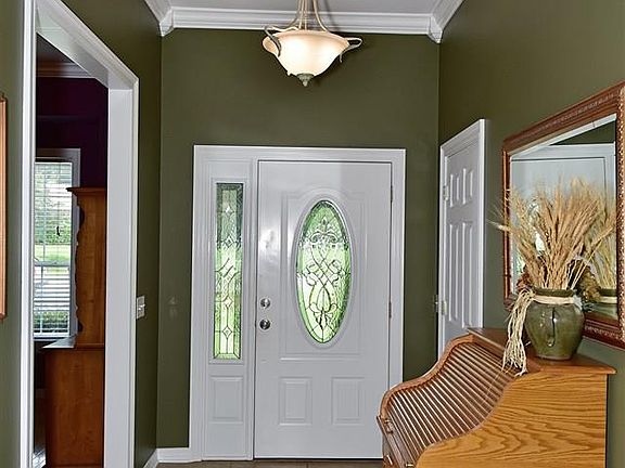 3rd image of 770 Crooked Oak Dr