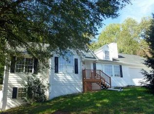 2360 Hollie Ln, Cumming, GA 30040