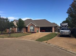 304 Evergreen Ct, Flowood, MS 39232