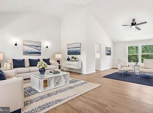 5323 Greatmeade Ln, Sumerduck, VA 22742