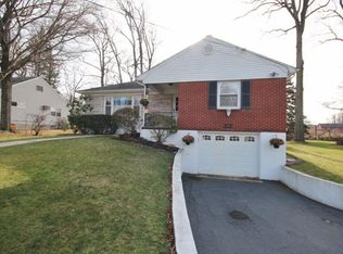 25 E Hall Ave, New City, NY 10956