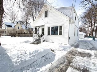 912 12th Ave, Green Bay, WI 54304