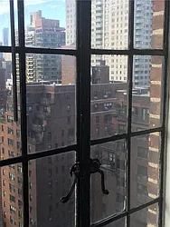 Rented by R New York