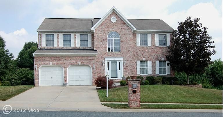 1st image of 16 N Forest Dr