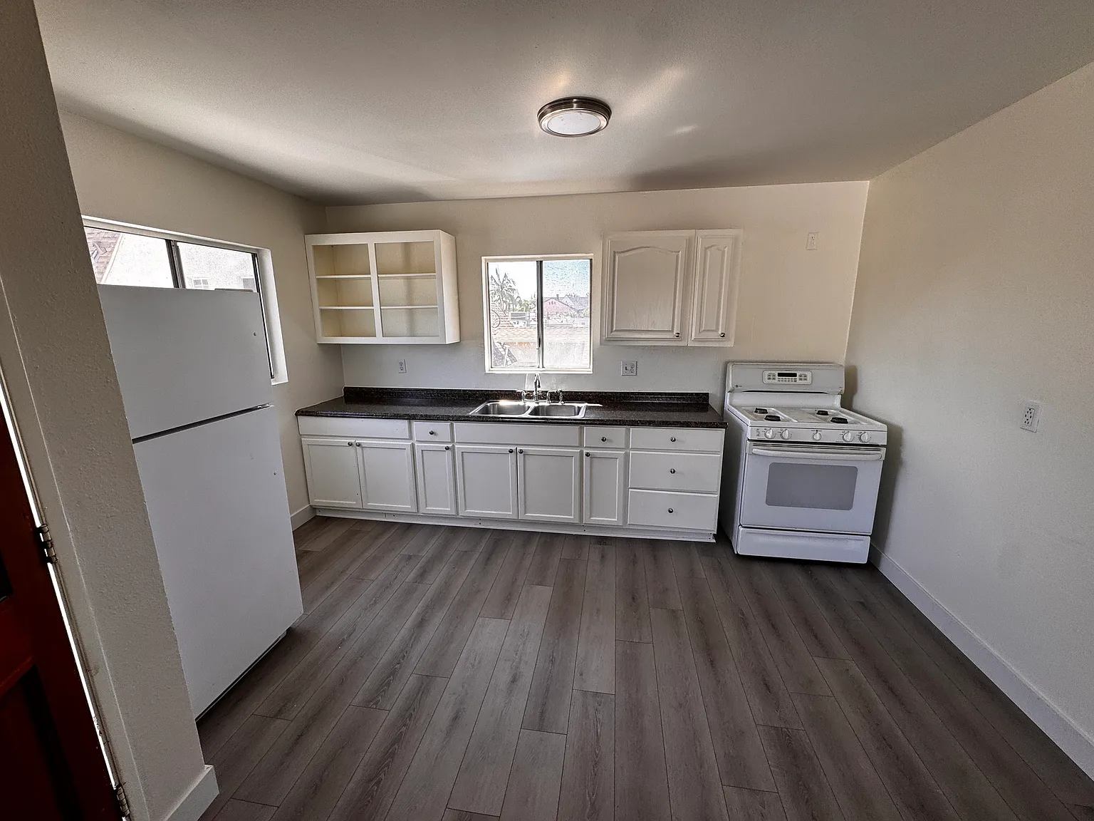 2 bed, 675 sqft, $2,650 — Photo 1