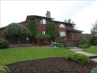1st image of 195 Fairway Dr