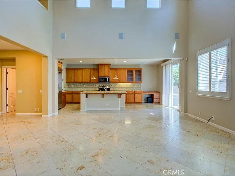 1286 Avignon Dr — Photo 9